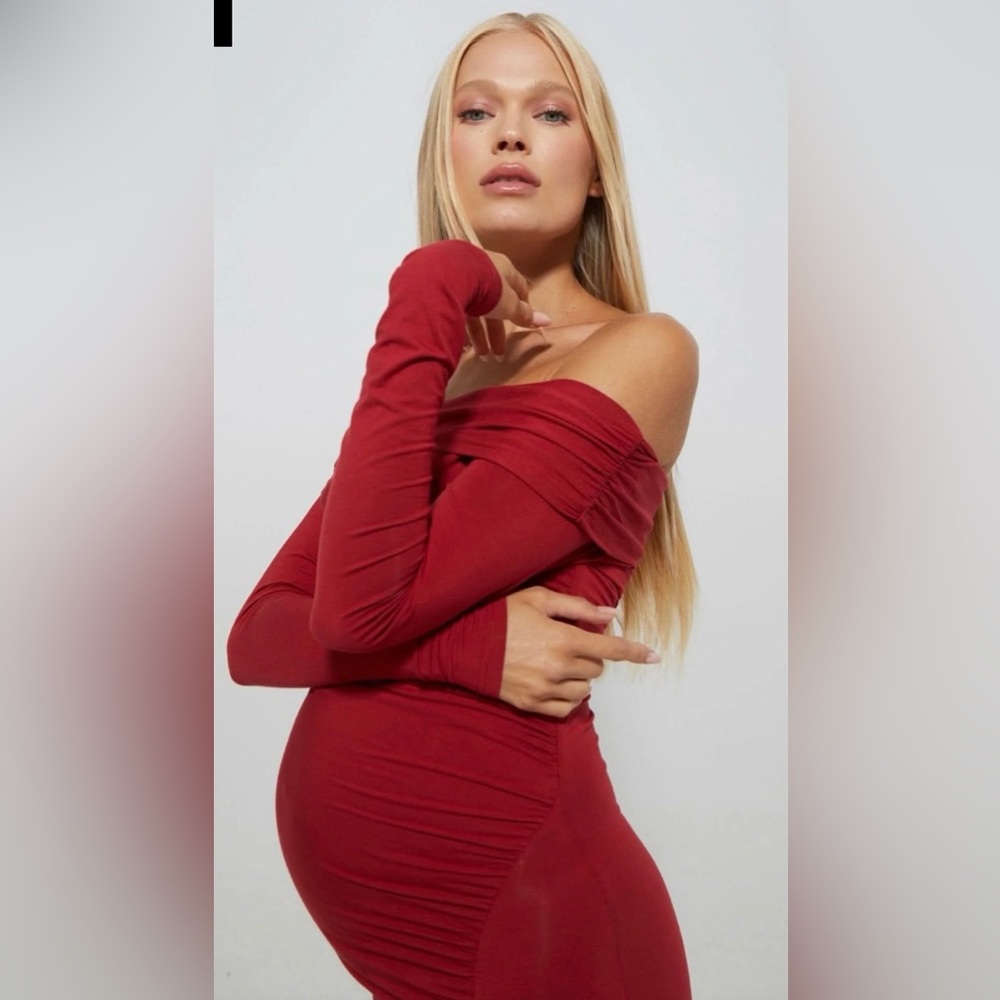 BUMPSUIT The Off The Shoulder Evening Dress